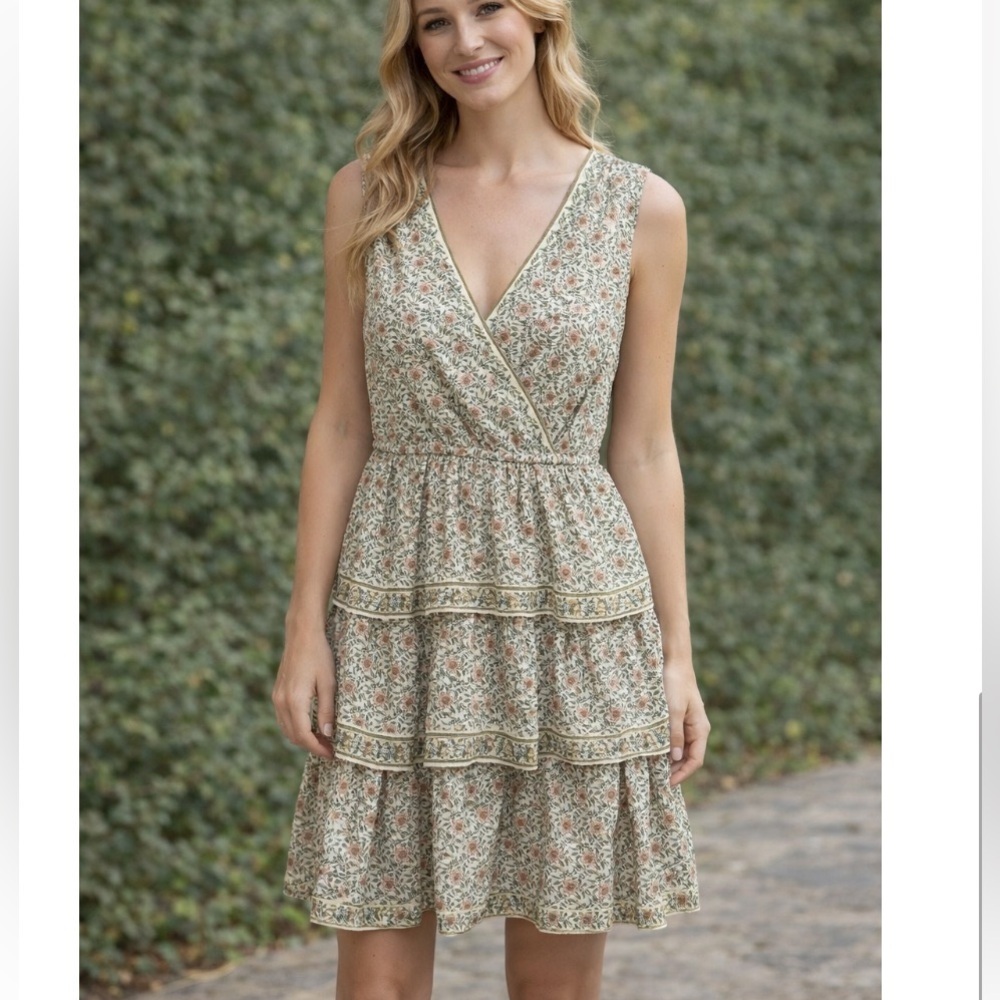 Max Studio dress ruffled tiered faux wrap lined sleeveless large NEW floral